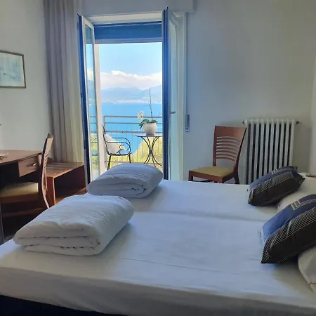 Hotell 2 Palme Torri Del Benaco
